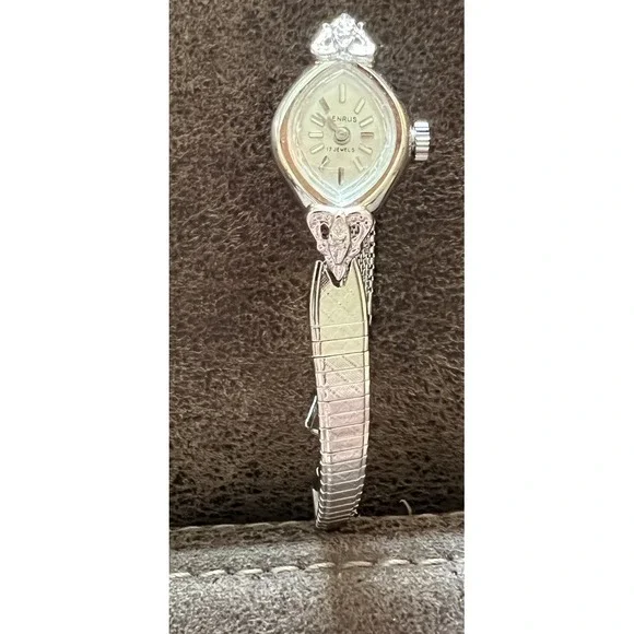 Vintage Ladies Benrus 17 Jewel Silver Tone Cocktail Mechanical Wind Watch - Picture 2 of 9